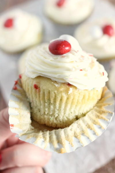 White Chocolate & Peppermint Cupcakes