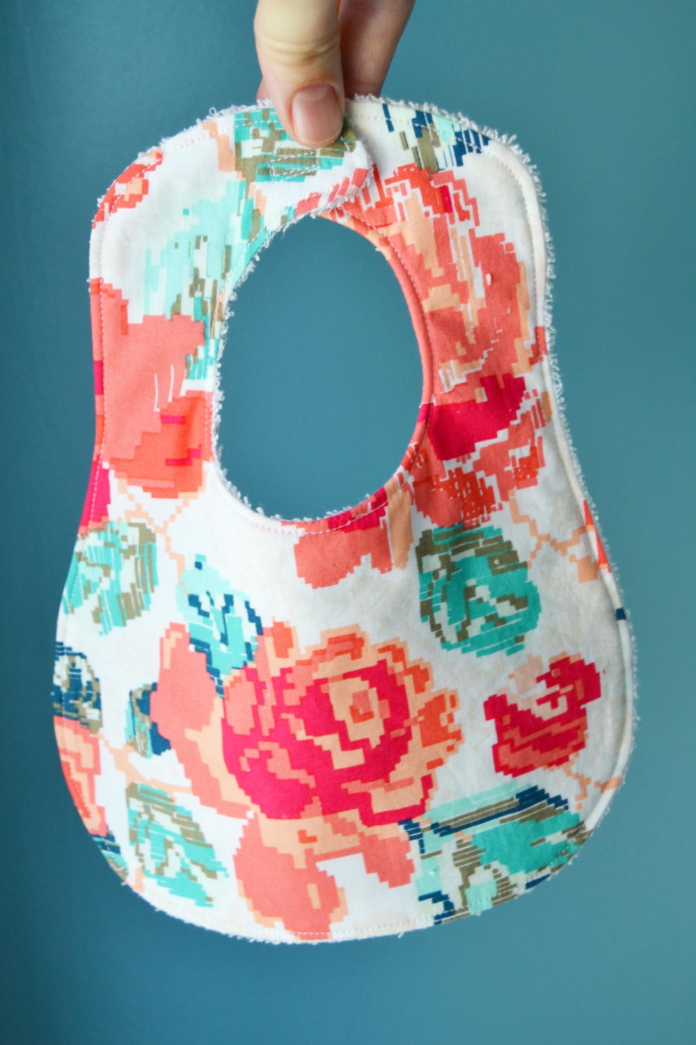 The Bigger And Better Bib AllFreeSewing the-bigger-and-better-bib-allfreesewing