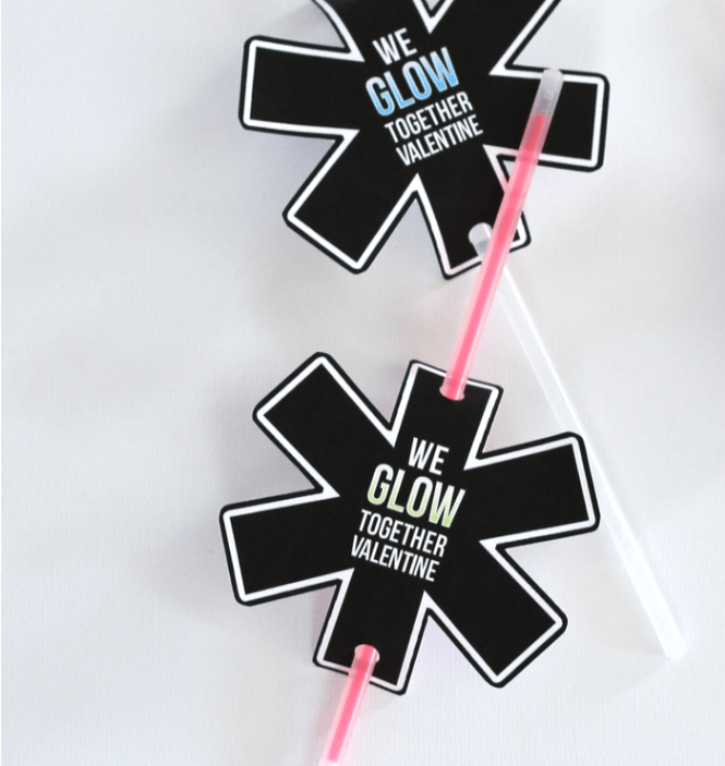 fun-glow-stick-valentines-allfreekidscrafts