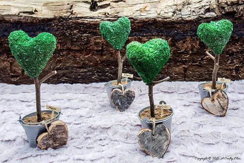 DIY Heart Topiary Place Card Holders