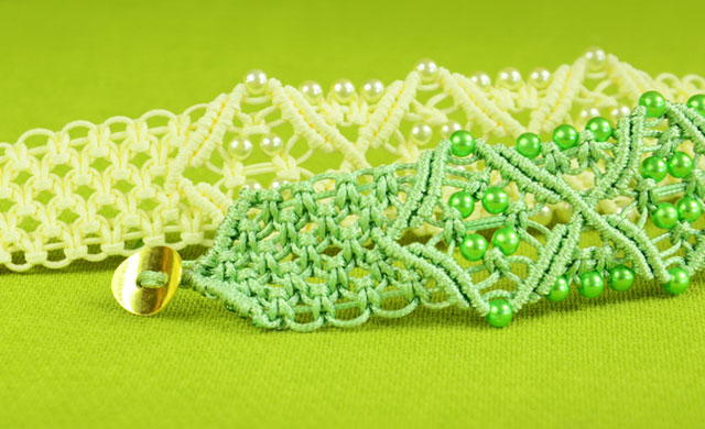 Beaded Ivy Macrame Bracelet