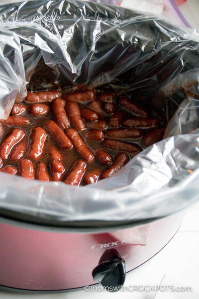 Slow Cooker Grape Jelly and BBQ Little Smokies