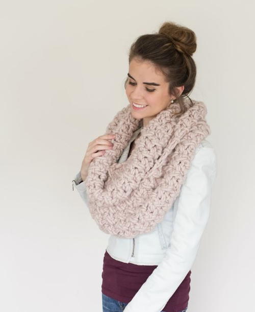 Marshmallow Infinity Scarf