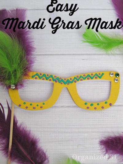 Easy Mardi Gras Mask