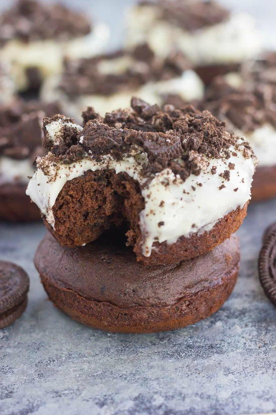 Baked Oreo Donuts | FaveSouthernRecipes.com