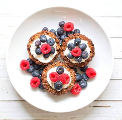 Yogurt and Berries Granola Cups