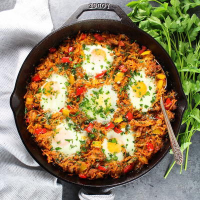 Sweet Potato and Chicken Sausage Breakfast Skillet