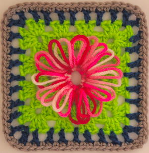 Loopy Daisy Crochet Granny Square
