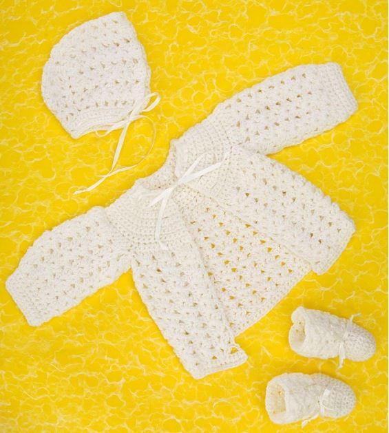 Heavenly Shell Stitch Christening Blanket ...