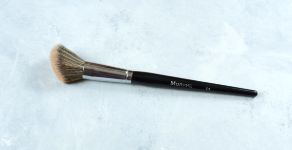 Makeup Brushes 101 - Types of Brushes for Your Makeup - Bronzer Brush