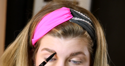 Wedding Makeup How to Fill in Your Eyebrows