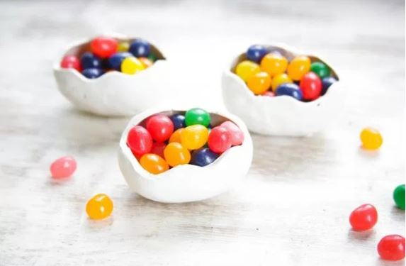 Egg Shell Crafts: 23 Beautiful Ideas I Never Expected! | FaveCrafts.com