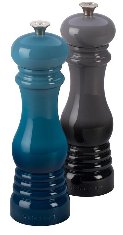 Le Creuset Salt and Pepper Mill Set Review