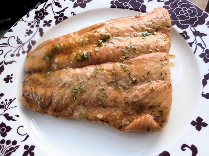 is steamed salmon healthy