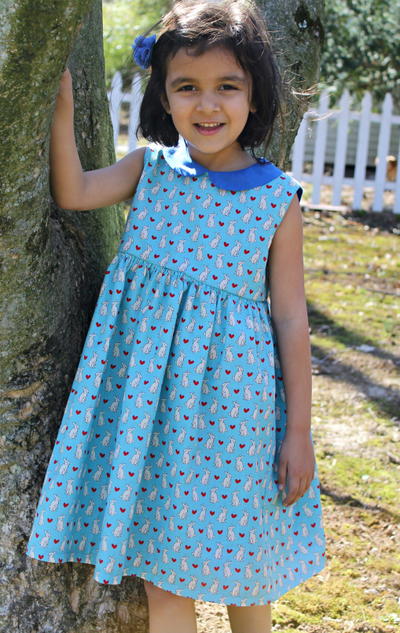 Easy To Sew Snow White Peasant Dress For Halloween or Dress Up - Major Hoff  Takes A Wife