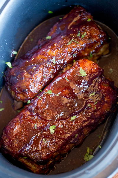 Slow Cooker Barbecue Ribs | FaveSouthernRecipes.com
