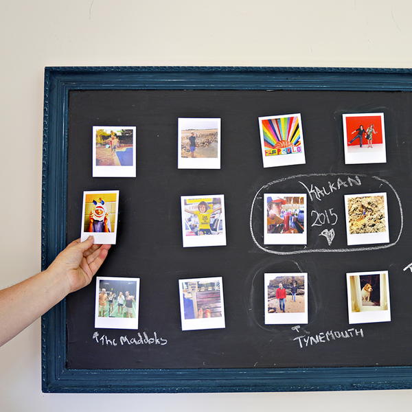 Changeable Velcro Photo Display Chalkboard | DIYIdeaCenter.com