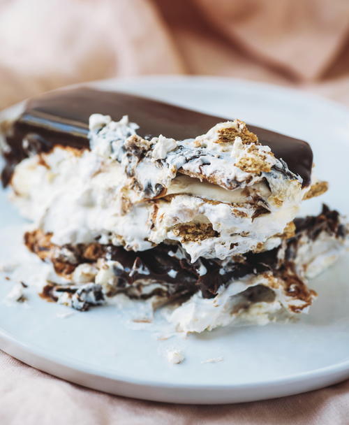 Chocolate Eclair Cake