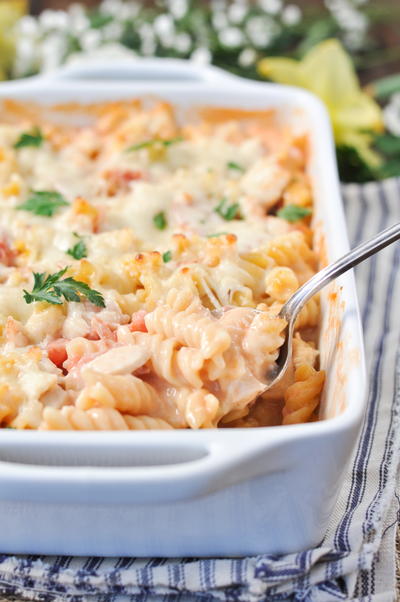 Dump-and-Bake Kentucky Hot Brown Casserole