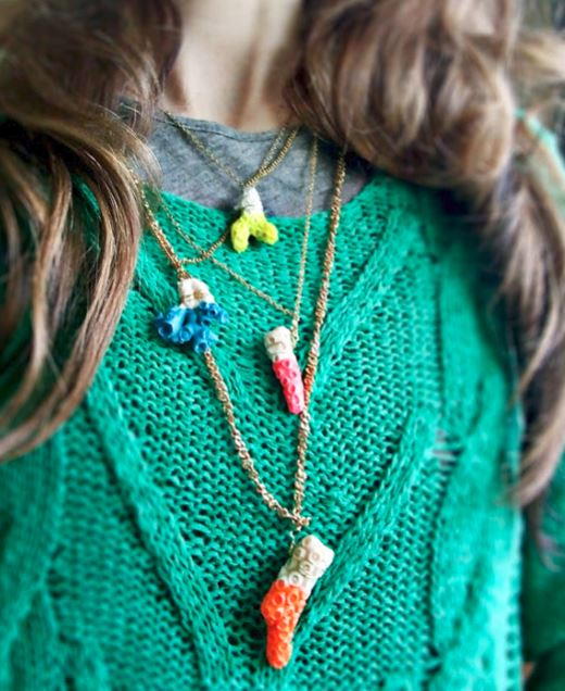 Bright Dipped Coral Necklace Design