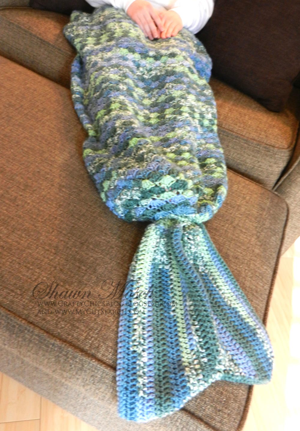 Mermaid Tail Blanket AllFreeCrochet com
