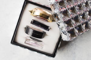 DIY Compact Makeup Organizer