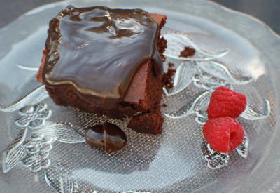Raspberry Chocolate Ganache Cake Recipe