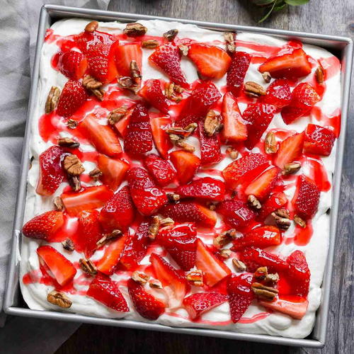 Strawberries and Cream Icebox Cake | TheBestDessertRecipes.com