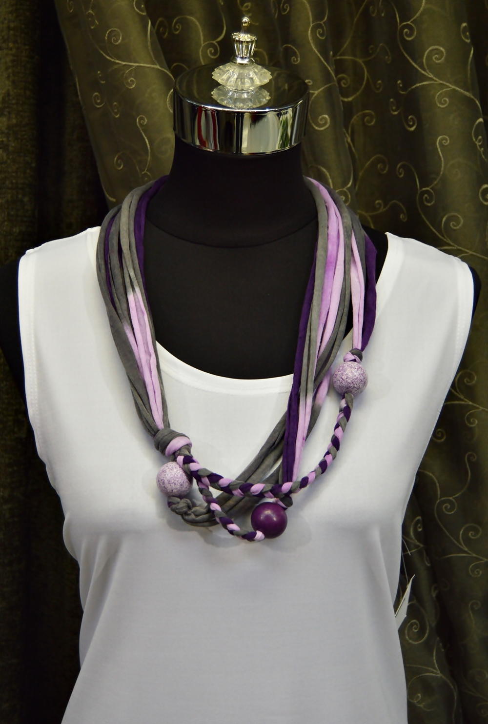 shirt coloring t how to Royal Yarn Necklace Shirt T FaveCrafts.com Purple shirt coloring t how to Royal Yarn Necklace Shirt T FaveCrafts.com Purple