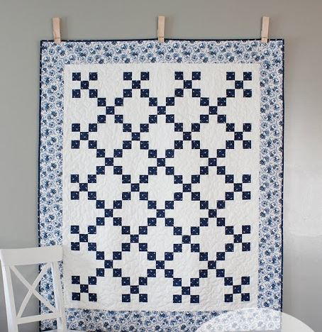 China Blue Irish Chain Quilt Pattern