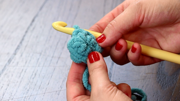 How to Use the Magic Ring in Crochet