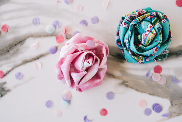 No-Sew Fabric Flowers