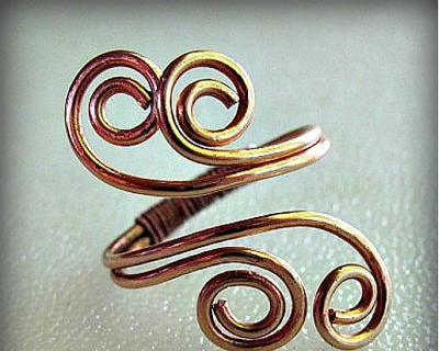 Scrolling Spiral Wire Ring
