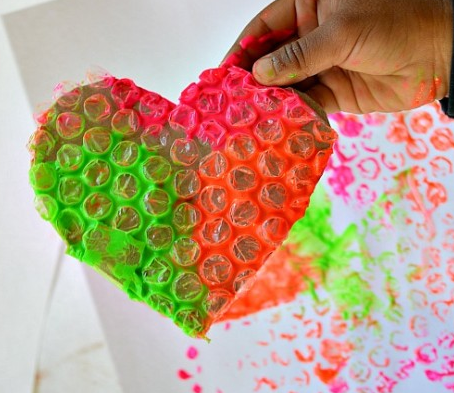 DIY Bubble Wrap Stamp Art