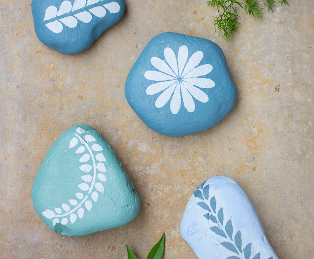 Stenciled DIY Chalk Rocks | DIYIdeaCenter.com