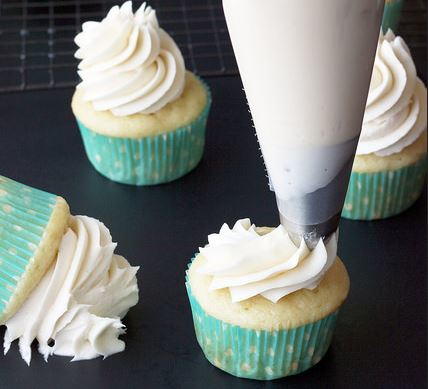 Old-Fashioned Vanilla Buttercream Frosting