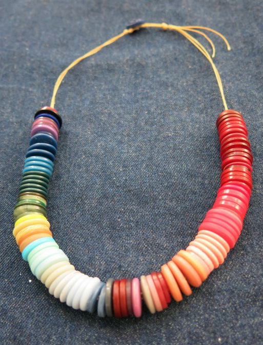 Colorful Ombre DIY Button Necklace | AllFreeJewelryMaking.com