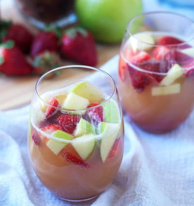 Rhubarb Apple Sparkling Sangria