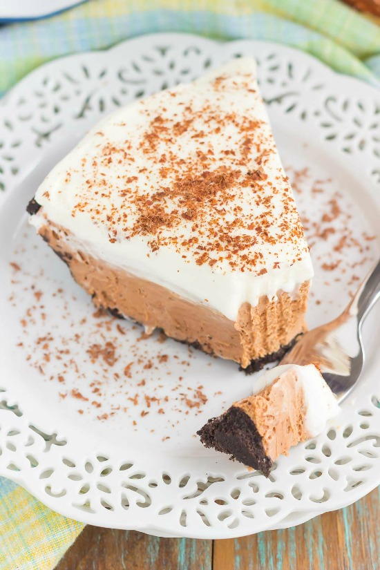 Chocolate Nutella Cream Pie | FaveSouthernRecipes.com