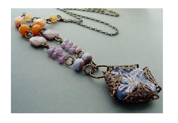 Romantic Filigree-Wrapped Pendant Necklace