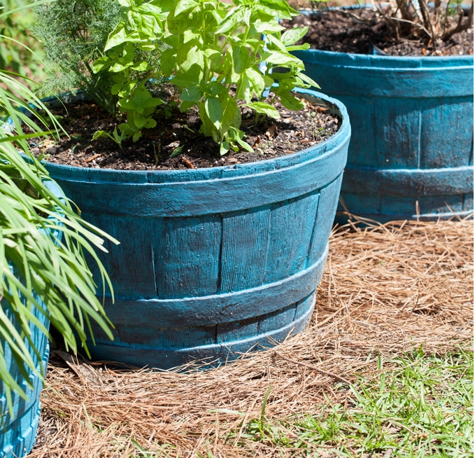 How to Make Outdoor Chalk Paint