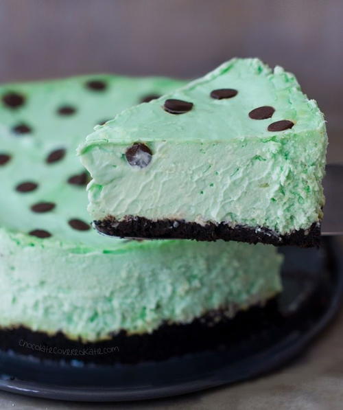 Girl Scout Cookie Thin Mint Cheesecake