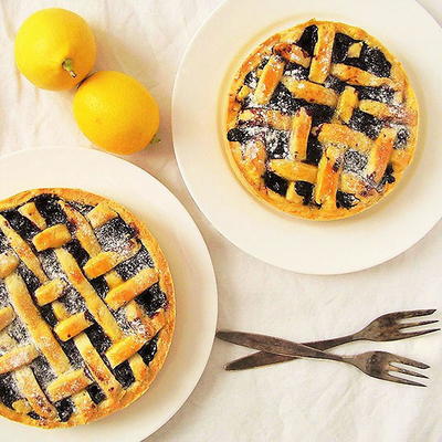 Blueberry Pie Recipe with Lemon 
