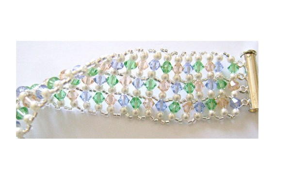 Sweet Addictive Woven Crystal Bracelet