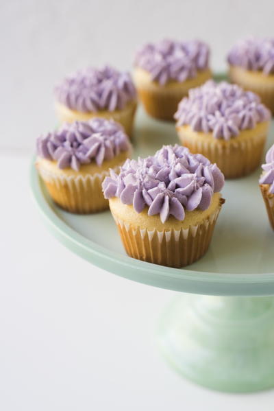 Lavender Buttercream Recipe with Essential Oil