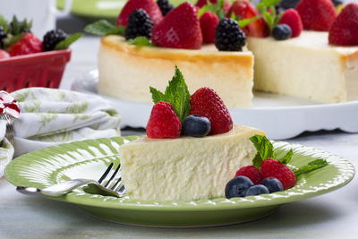 Ricotta Cheesecake with Berries