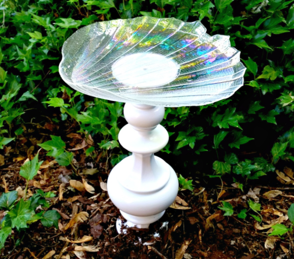 Lamp DIY Bird Bath | DIYIdeaCenter.com