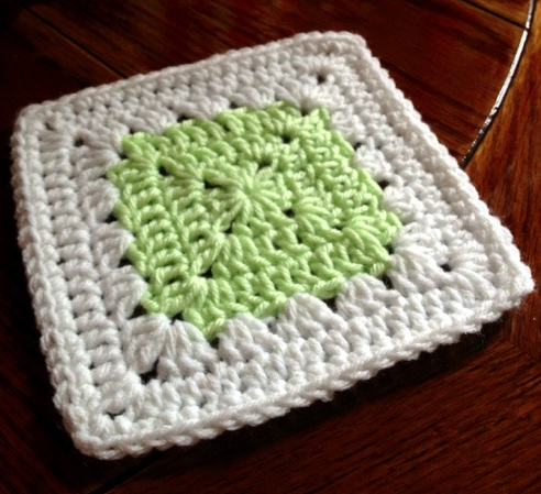 Simple Delicacy Granny Square Pattern