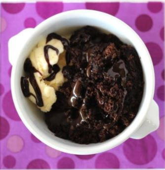 Slow Cooker Hot Fudge Cake