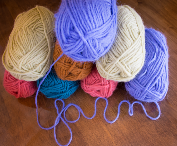 what-is-a-skein-of-yarn-yarn-bundle-types-and-how-to-use-them